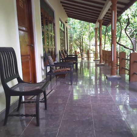 Sigiri Holiday Inn Inamaluwa ภายนอก รูปภาพ
